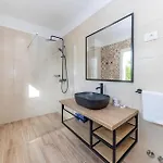 Apartment Amazing In With Wifi Petrcane