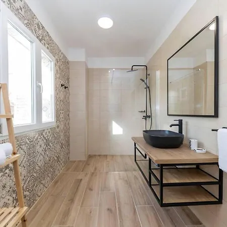 Amazing In With Wifi Petrčane